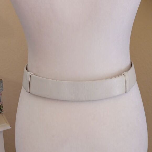 Vintage Judith Leiber Gold Embellished Women\'s Adjustable White Leather Belt. main image 4